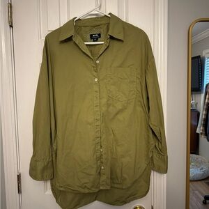 Maeve oversized boyfriend button down in green. Size small